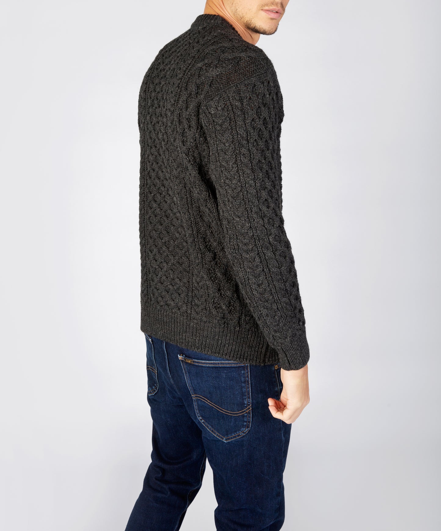 IrelandsEye Knitwear Blasket Honeycomb Stitch Mens Aran Sweater Graphite