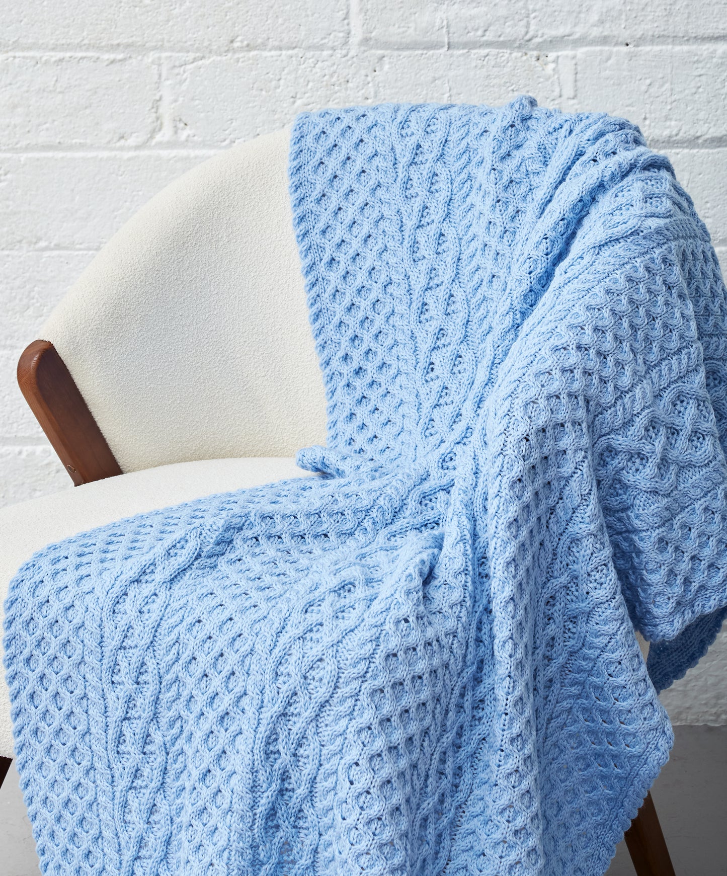 IrelandsEye Knitwear Aran Throw Morning Sky