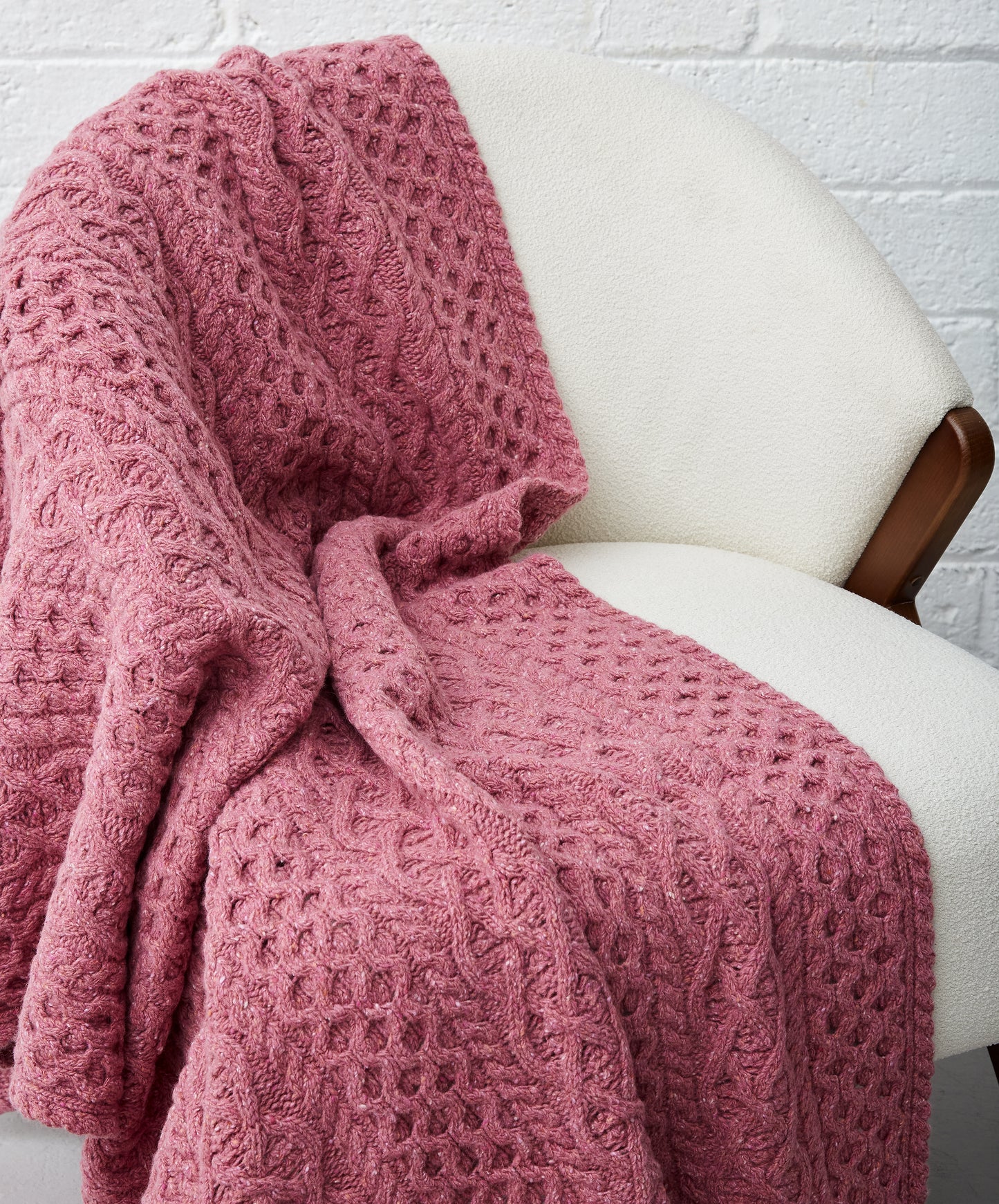 IrelandsEye Knitwear Luxe Aran Throw Bubblegum Pink