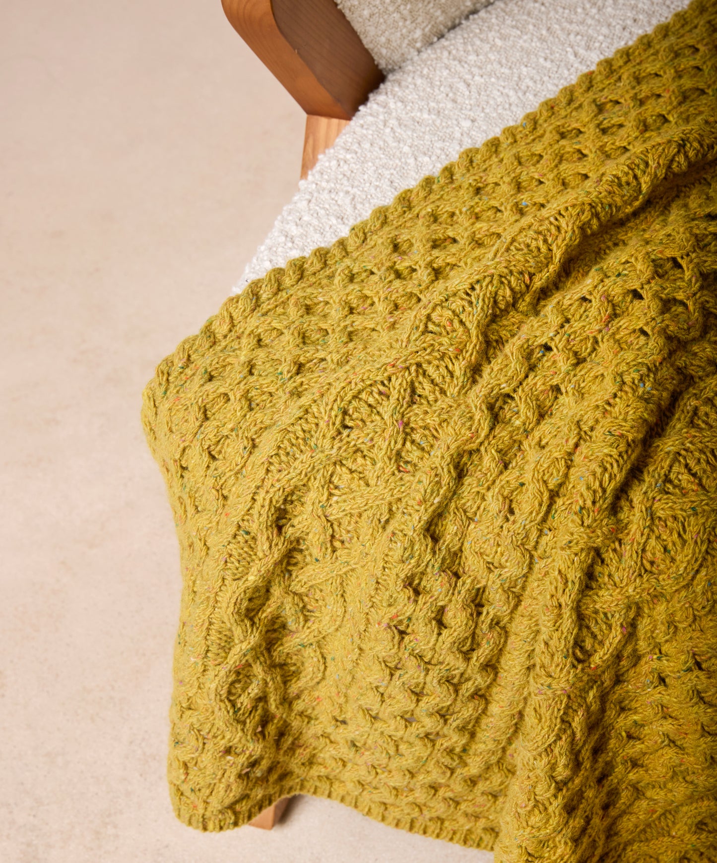 IrelandsEye Knitwear Luxe Aran Throw Lichen