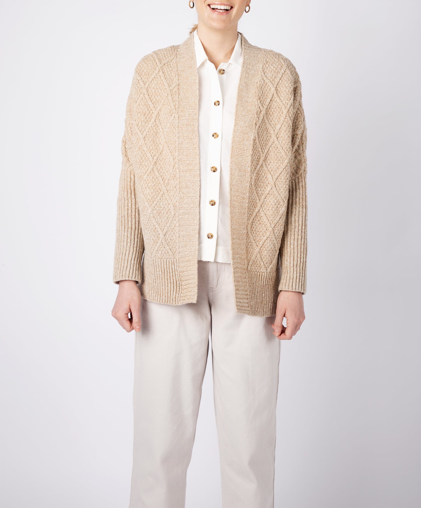 IrelandsEye Knitwear Brome Batwing Diamond Pattern Cardigan in Seashell Medium