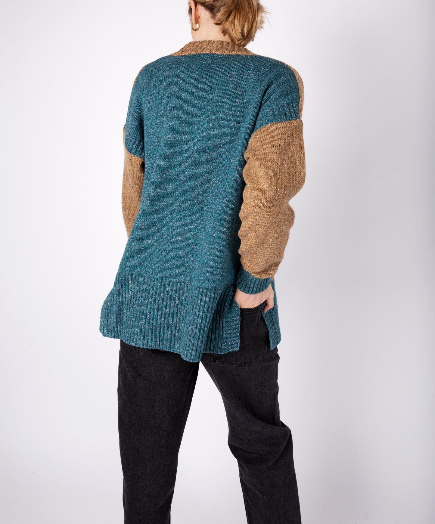 IrelandsEye Knitwear Hawthorn Colour Contrast Cardigan in Aquamarine-Biscuit