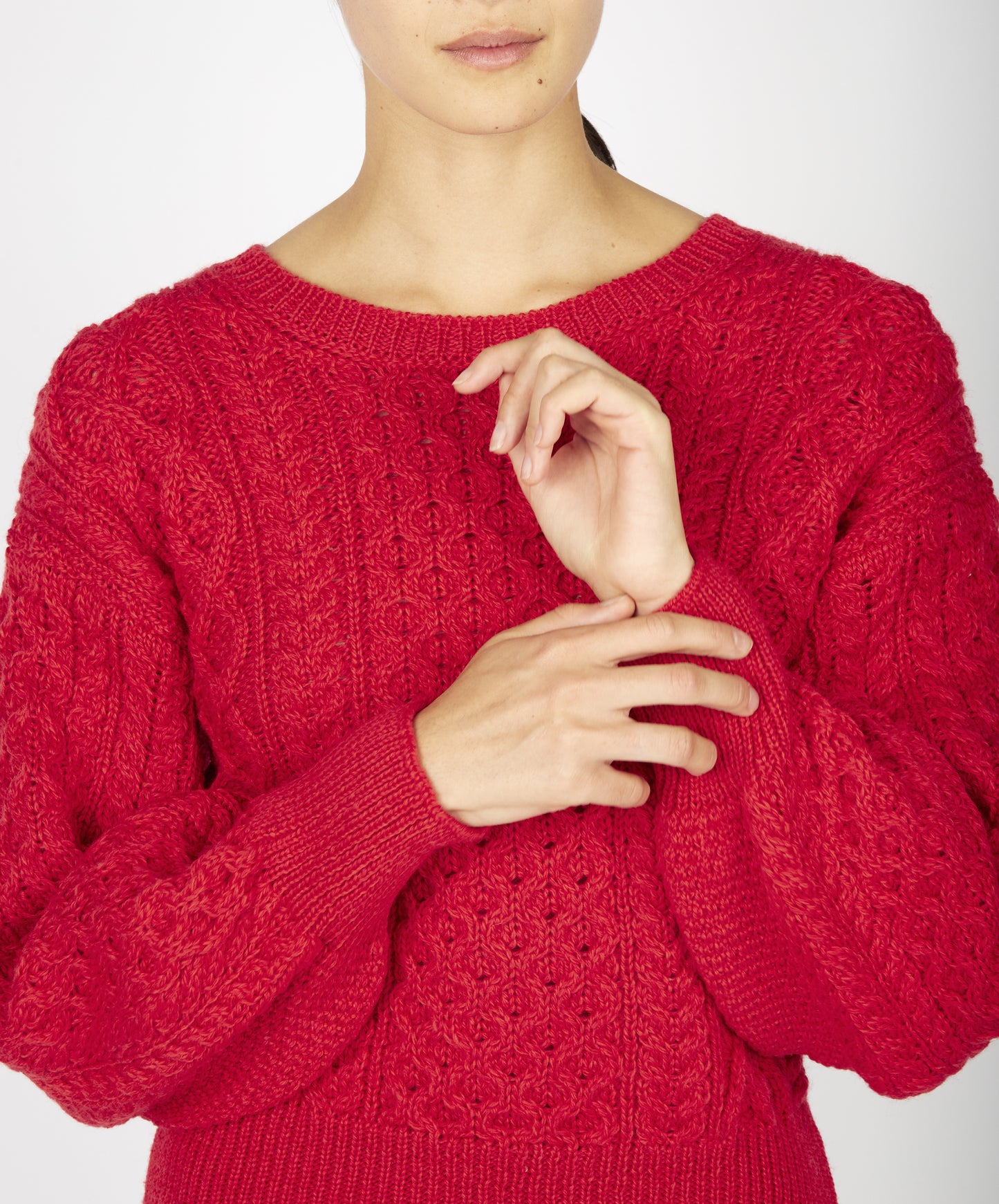 IrelandsEye Knitwear Honeysuckle Cropped Aran Sweater Scarlet
