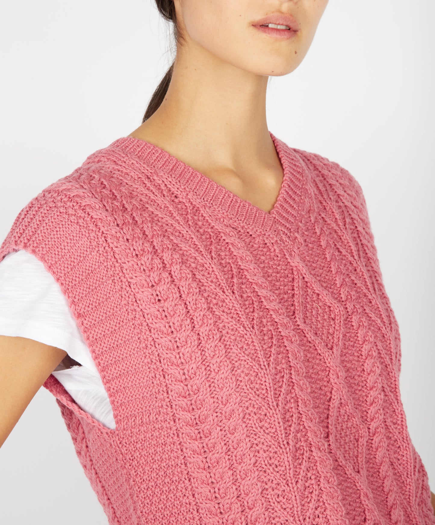 IrelandsEye Knitwear Sweetpea V-Neck Diamond Vest Rosa Pink