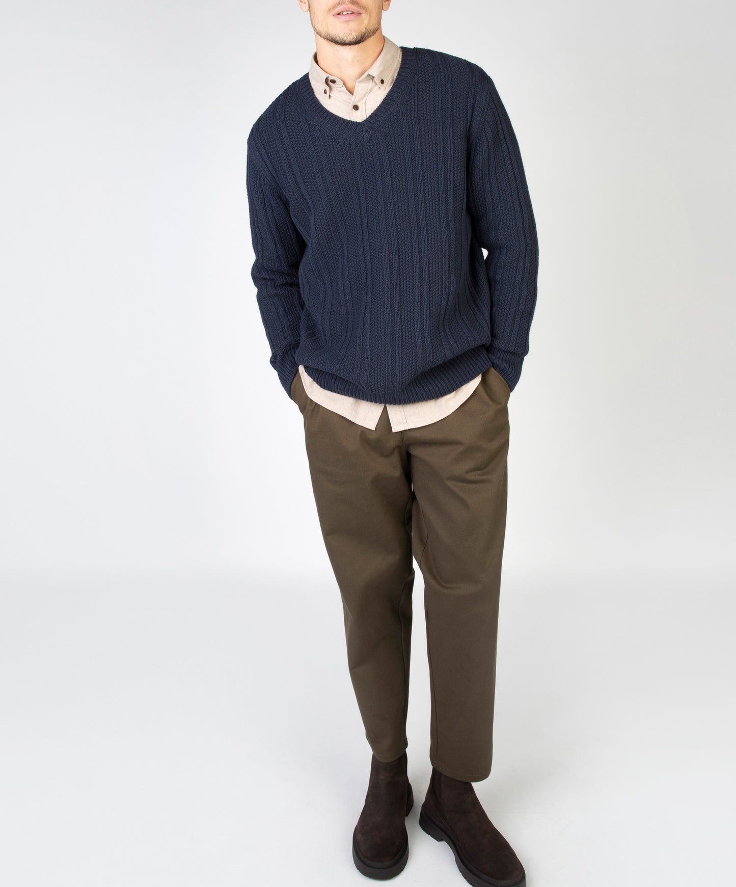 Perlmusterstreifen-V-Pullover, Sanftes Marineblau