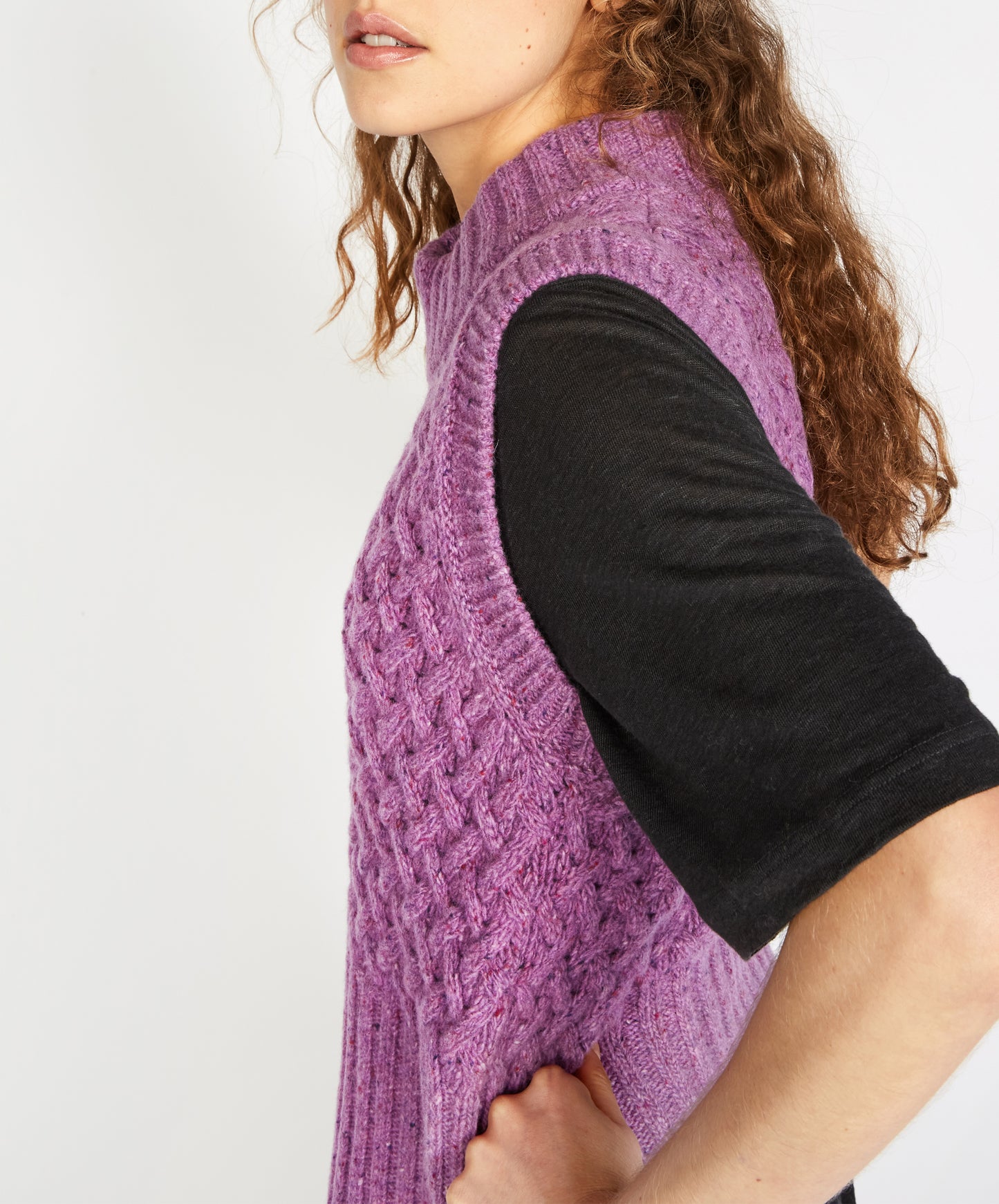 IrelandsEye Knitwear Ballybricken Trellis Cropped Vest Orchid