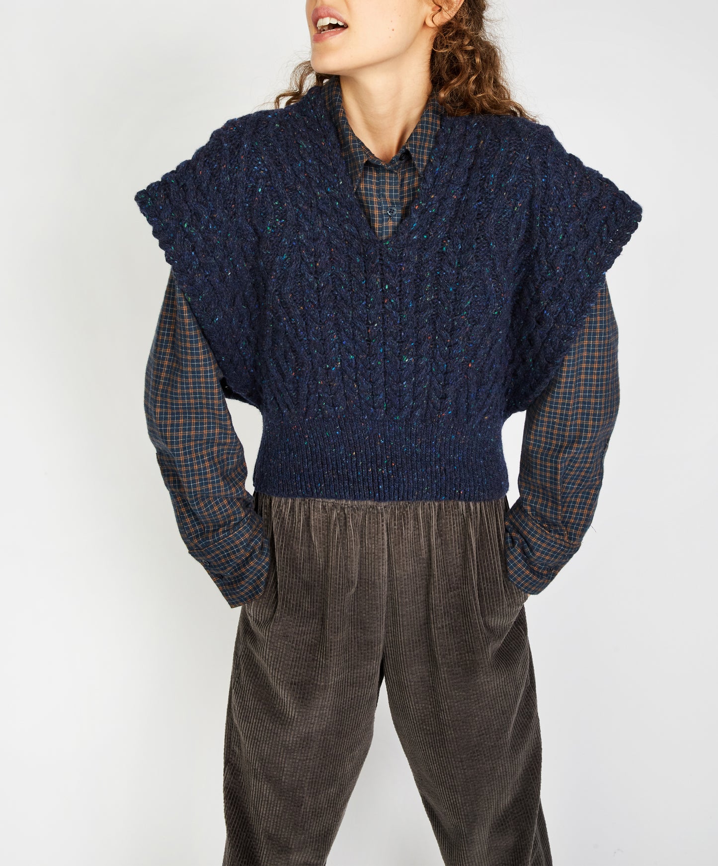 IrelandsEye Knitwear Farmleigh Diamond Vest Rich Navy