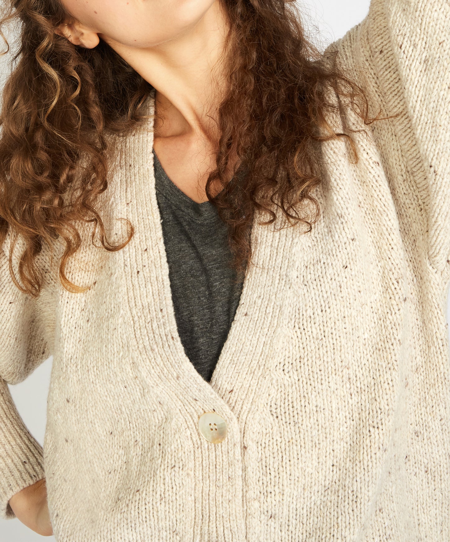 IrelandsEye Knitwear Cumberland Oversized Cardigan in Chalkstone