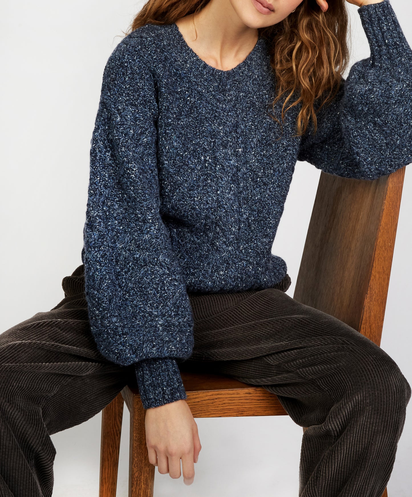 IrelandsEye Knitwear Rosehip Cable Knit Cropped Sweater Dark Denim