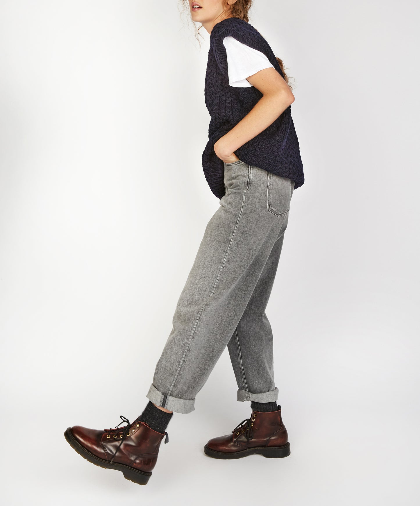 IrelandsEye Knitwear Womens Birch Aran V-Neck Vest in Navy