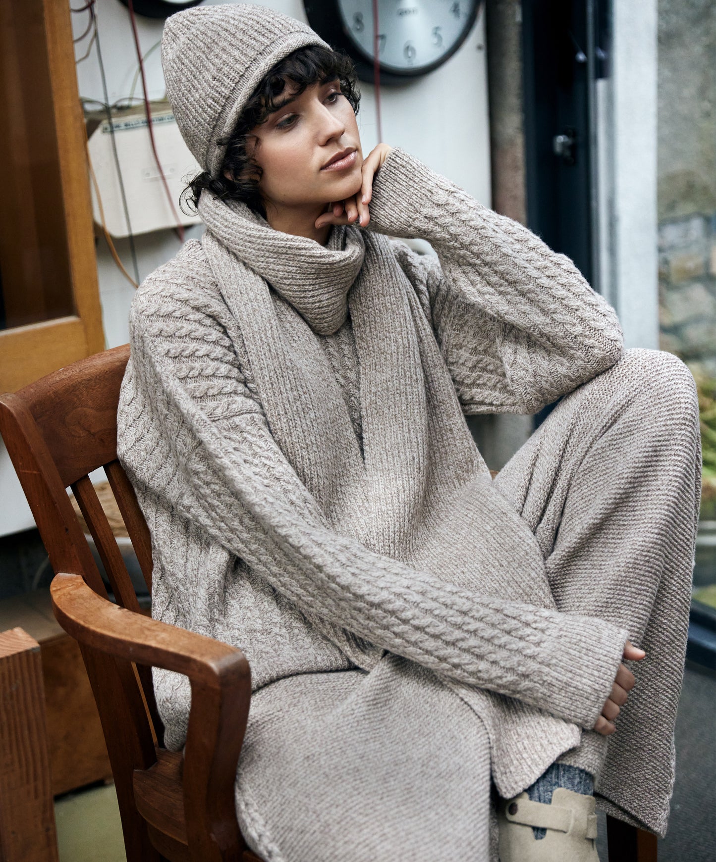 IrelandsEye Knitwear Mistle Hat, Kestrel Cropped Trousers Corbin Cable Crew Neck, Sparrow scarf Eggshell