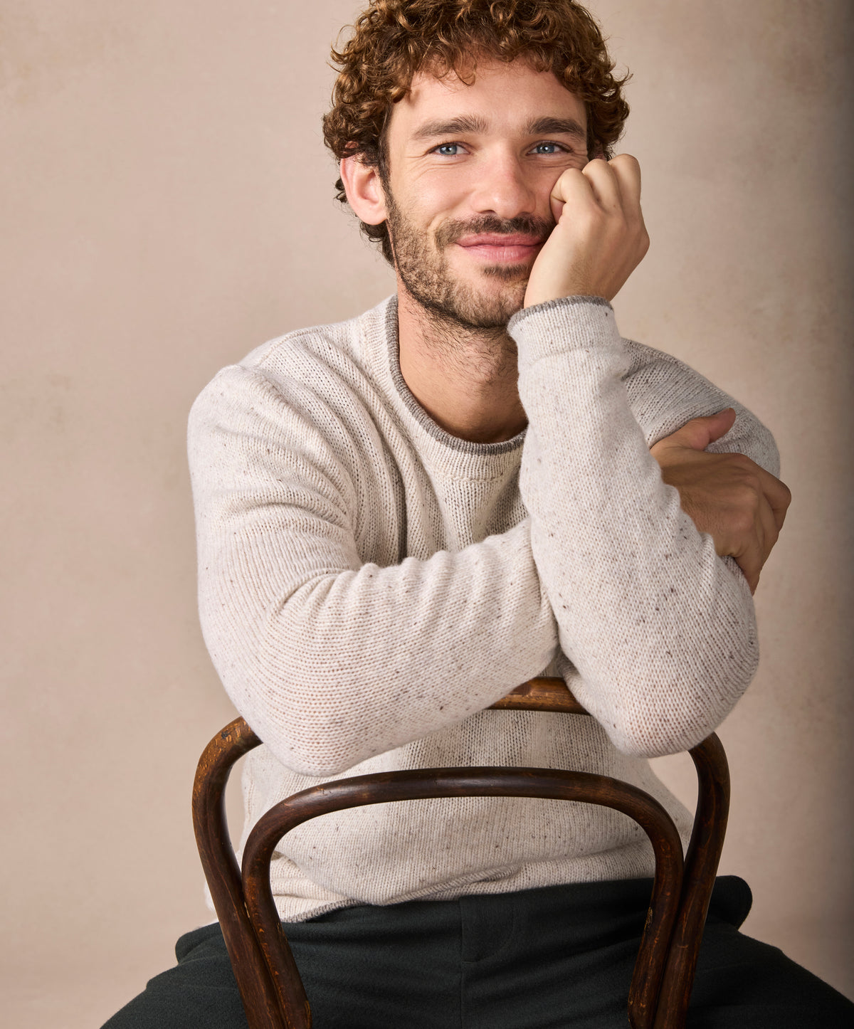 The Newstone Cashmere Crew Neck Jumper Chalkstone