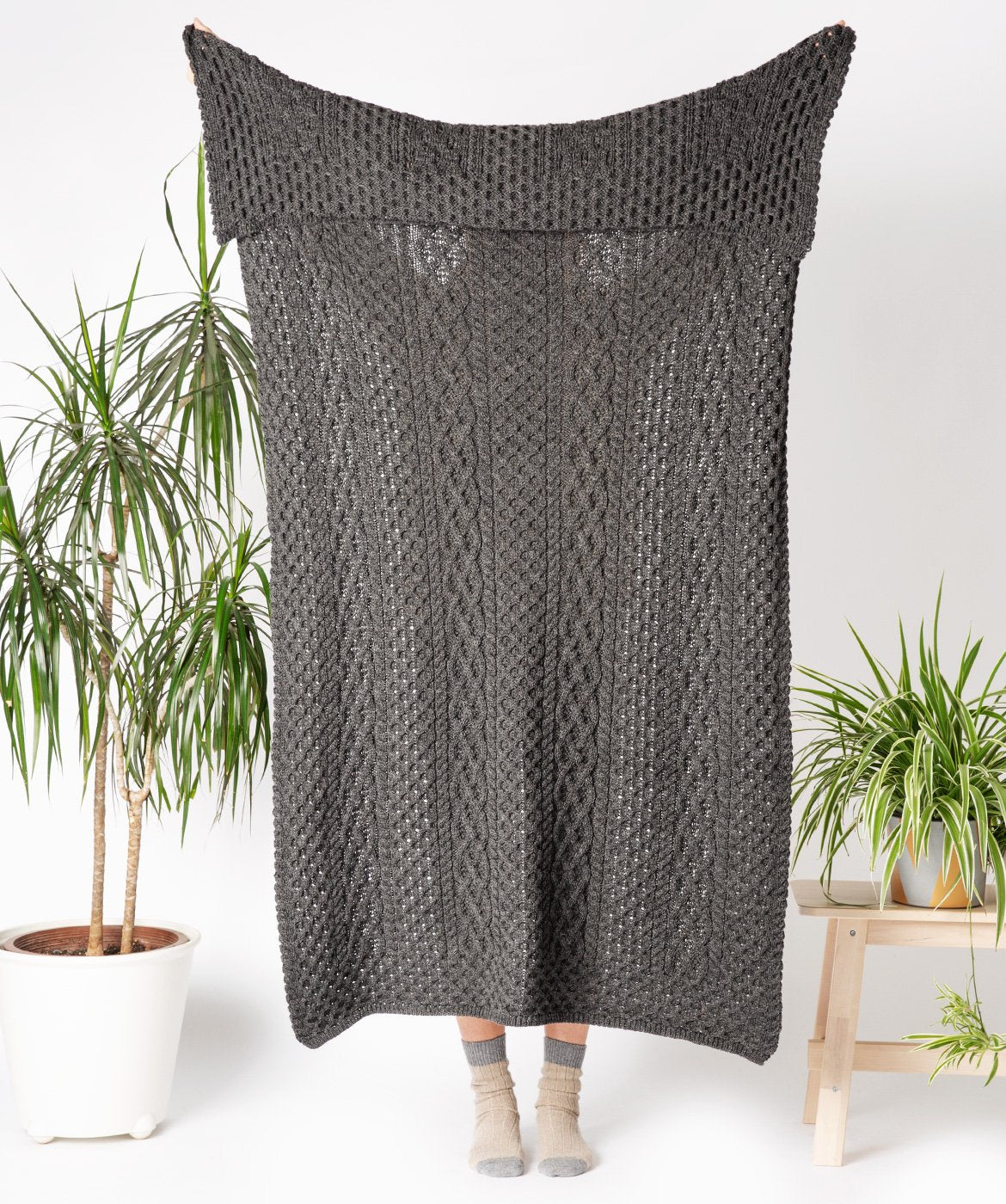 Aran Throw Graphite