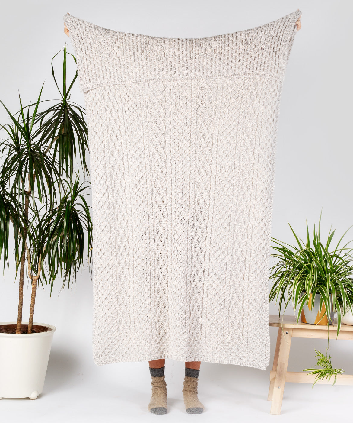 Aran Throw Silver Marl