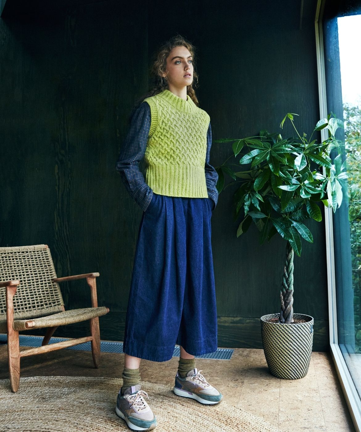 IrelandsEye Knitwear Ballybricken Trellis Cropped Vest in Chartreuse Wool Cashmere
