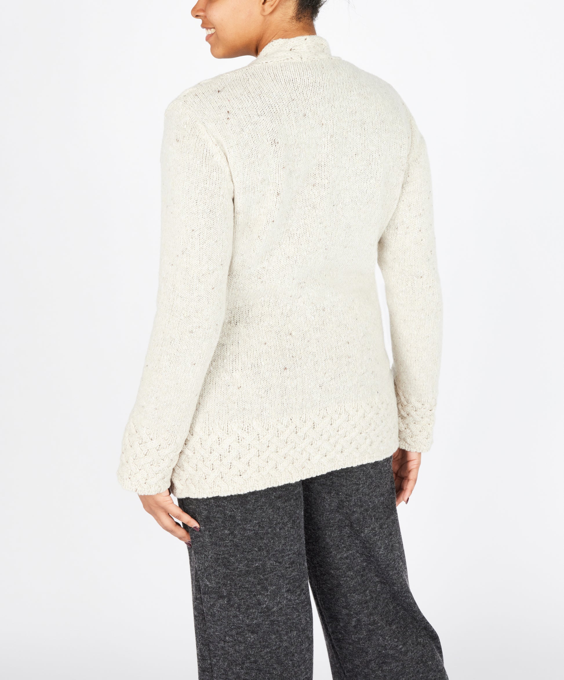 IrelandsEye Knitwear Horseshoe Cable Cardigan in Chalkstone