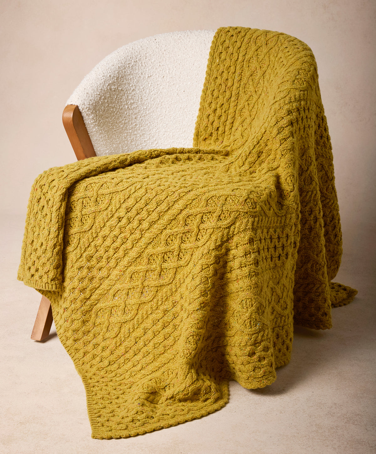 IrelandsEye Knitwear Luxe Aran Throw Lichen