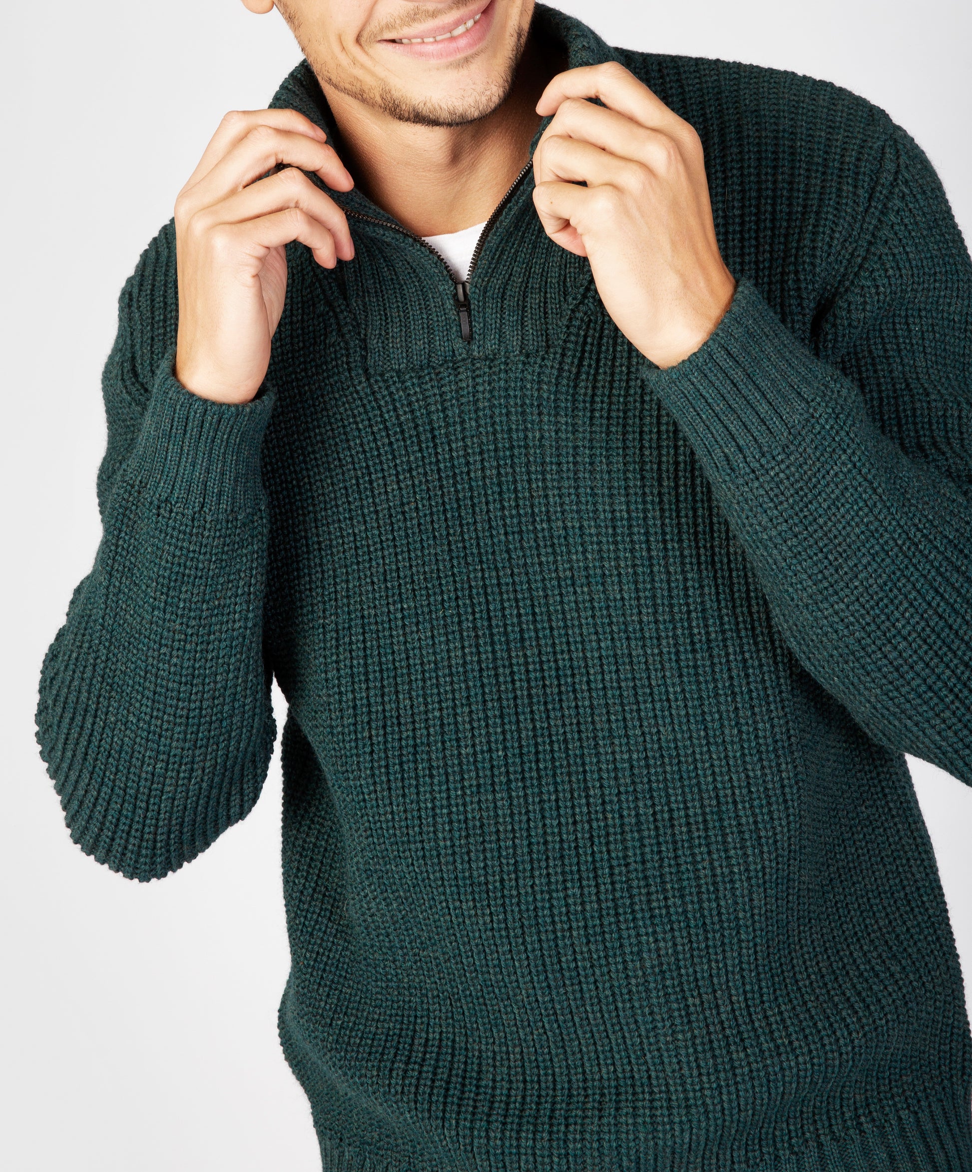 IrelandsEye Knitwear Reefer Ribbed Zip Neck Sweater in Evergreen Large
