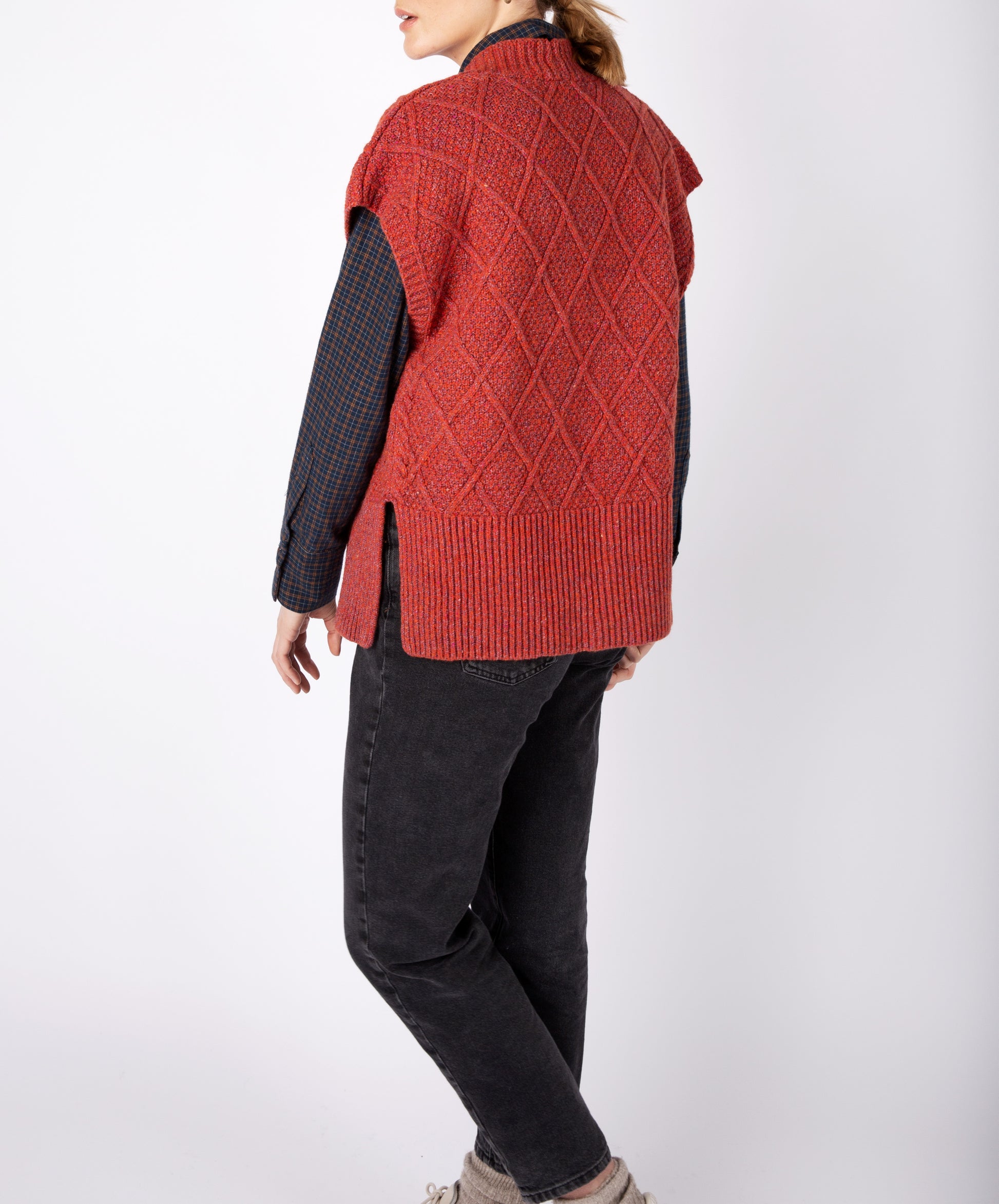 IrelandsEye Knitwear Women's Knitted 'Nettle' Diamond Pattern Vest in Sunrise