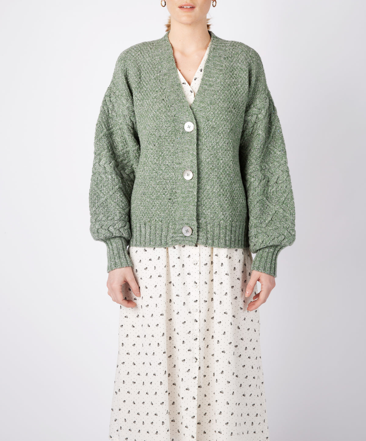 Thistle Cable Knit Sleeves Cardigan Apple