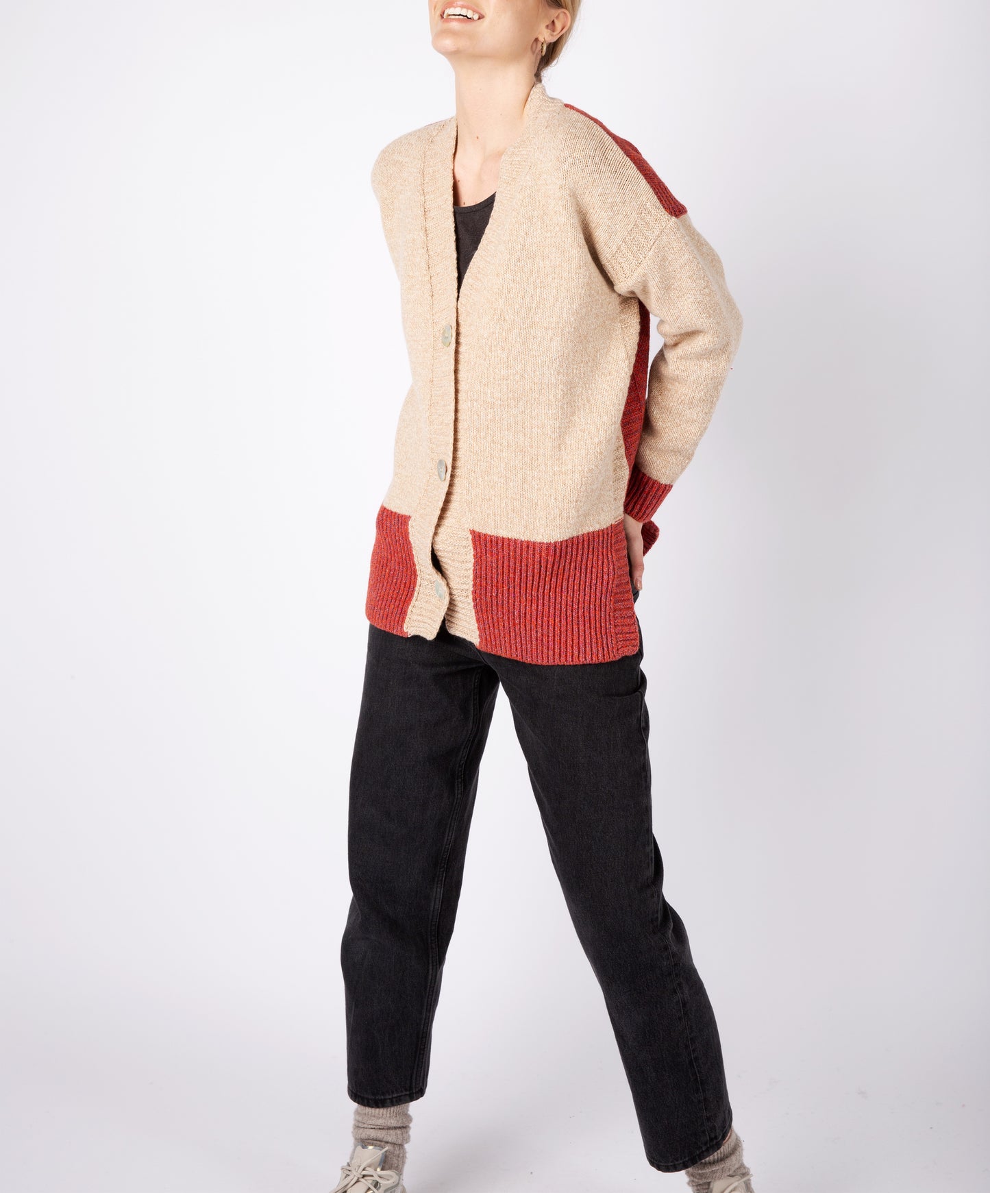 IrelandsEye Knitwear Women's Knitted 'Hawthorn' Colour Contrast Cardigan Sunset Seashell