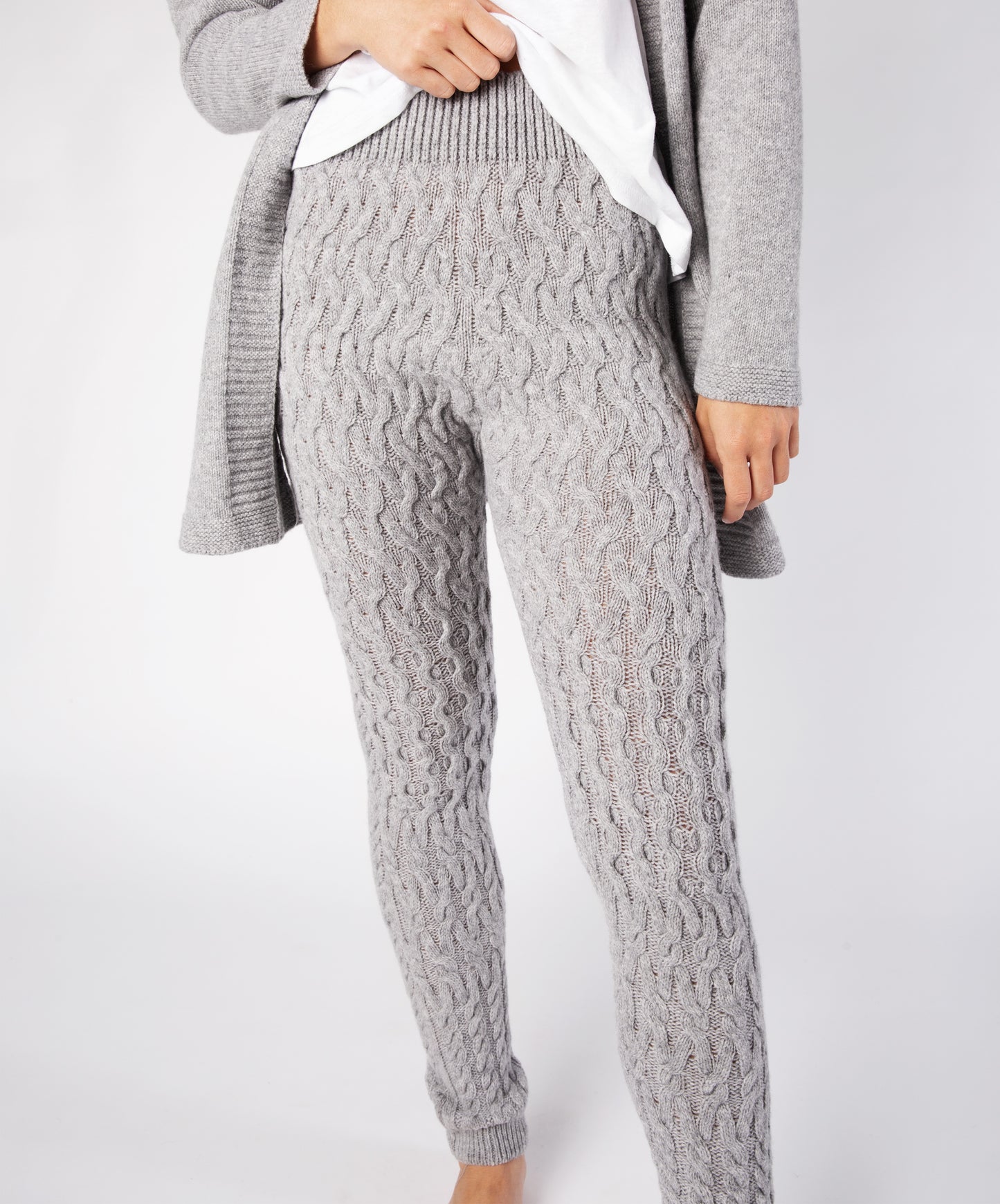 Womens Aran Leggings in Soft Grey - IrelandsEye Knitwear