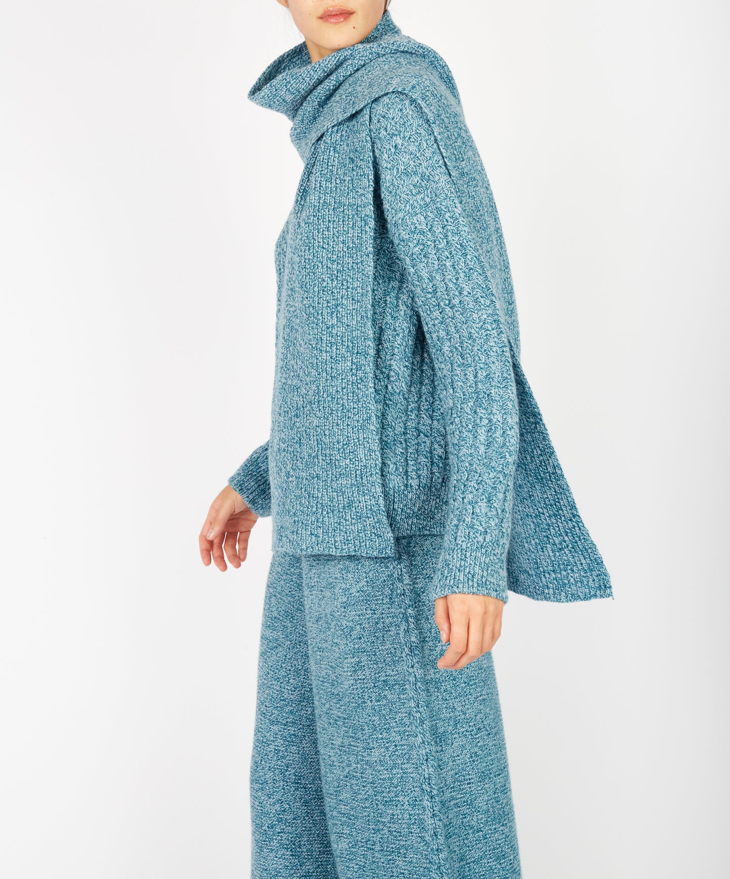 IrelandsEye Knitwear Sparrow Scarf Larimar