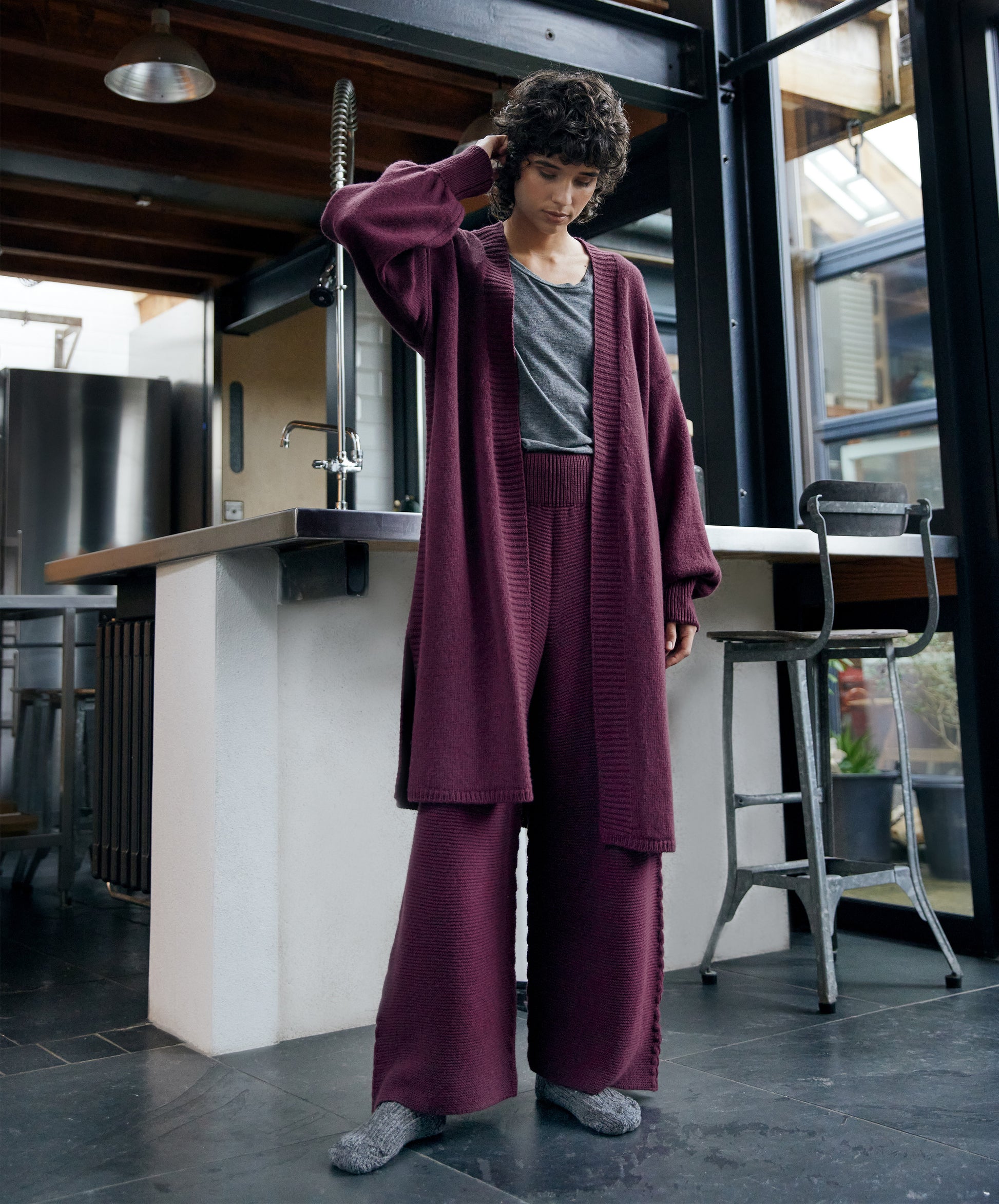 IrelandsEye Knitwear Kestrel Cropped Trousers & Raven Jersey Cardigan Currant