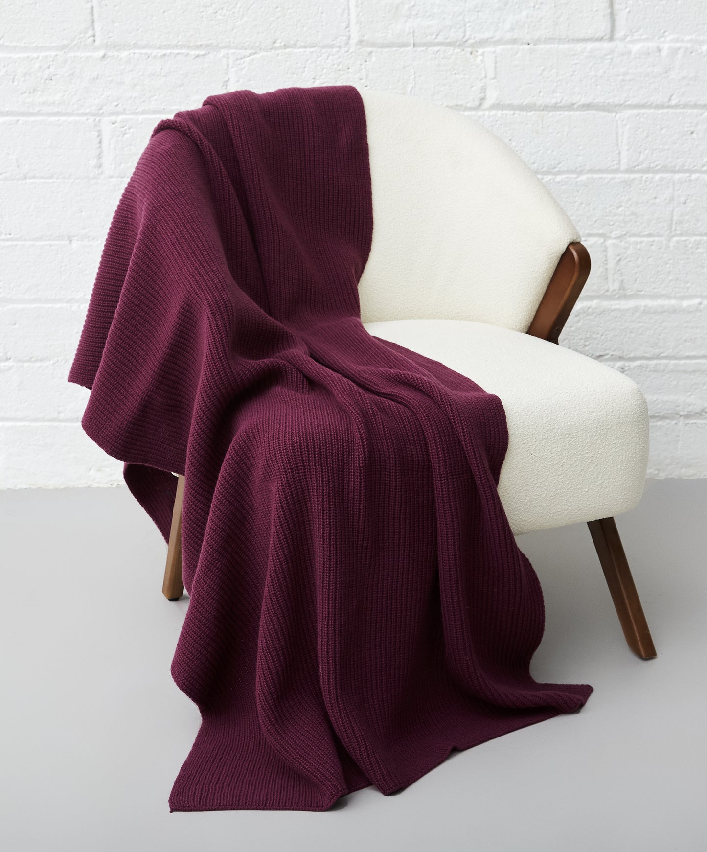 IrelandsEye Knitwear Mockingbird Throw Currant