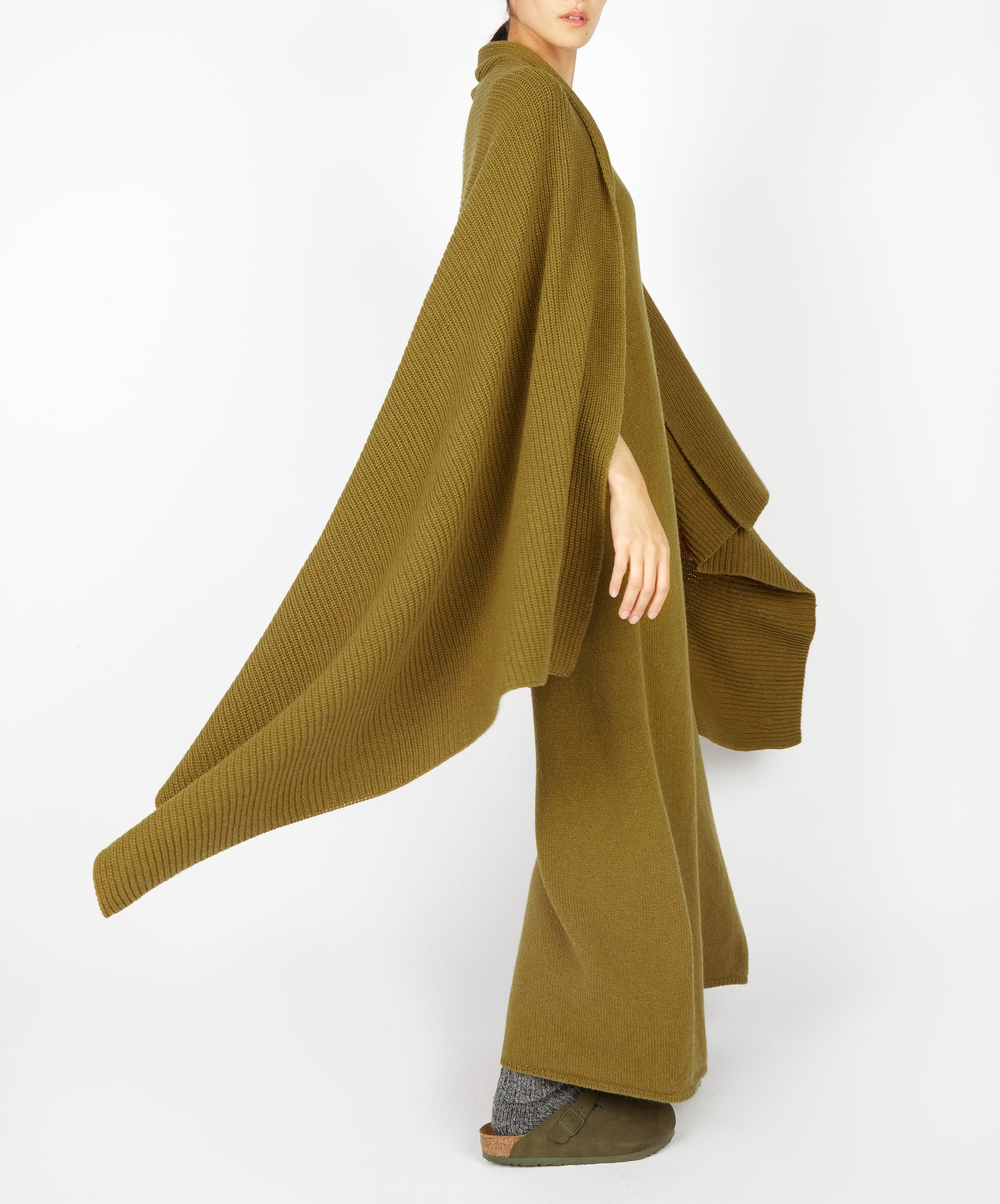 IrelandsEye Knitwear Mockingbird Throw Khaki