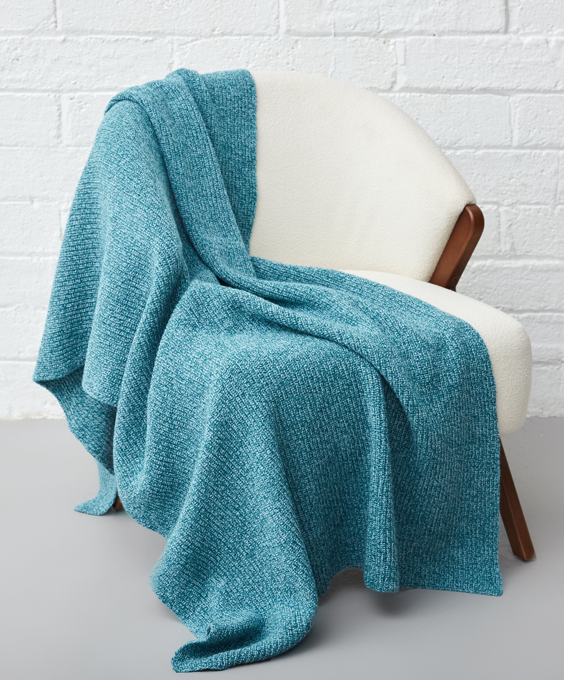 IrelandsEye Knitwear Mockingbird Throw Larimar