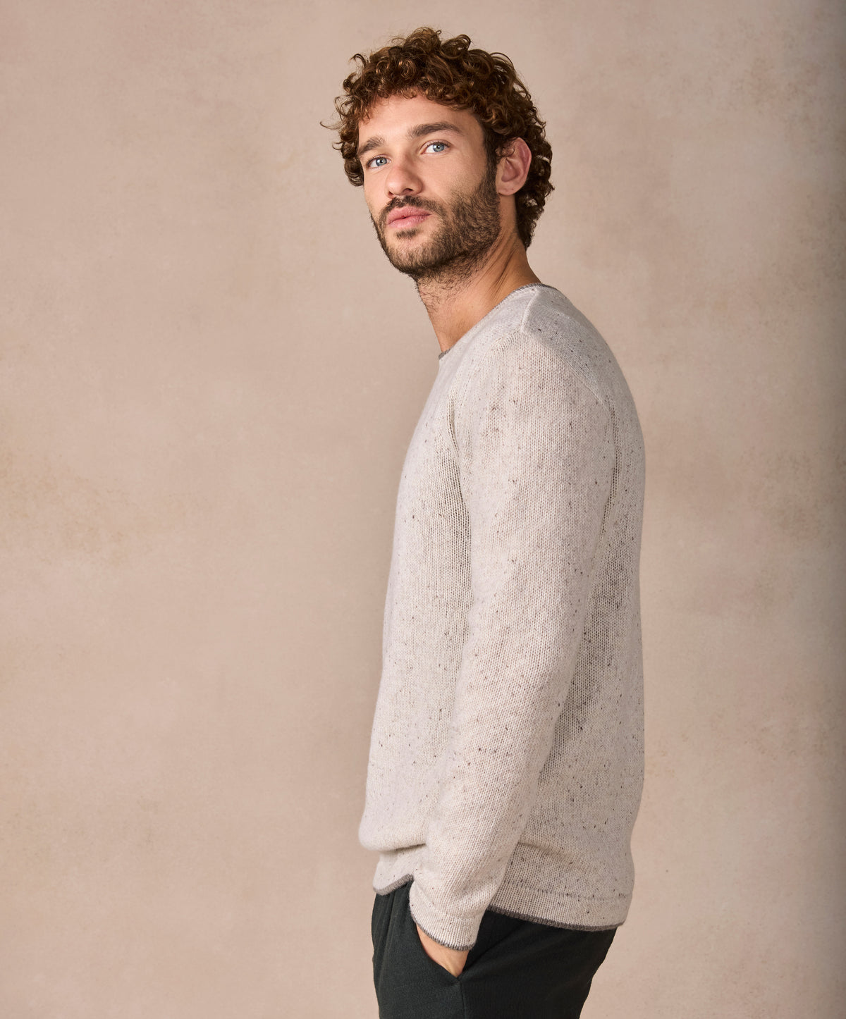 The Newstone Cashmere Crew Neck Jumper Chalkstone