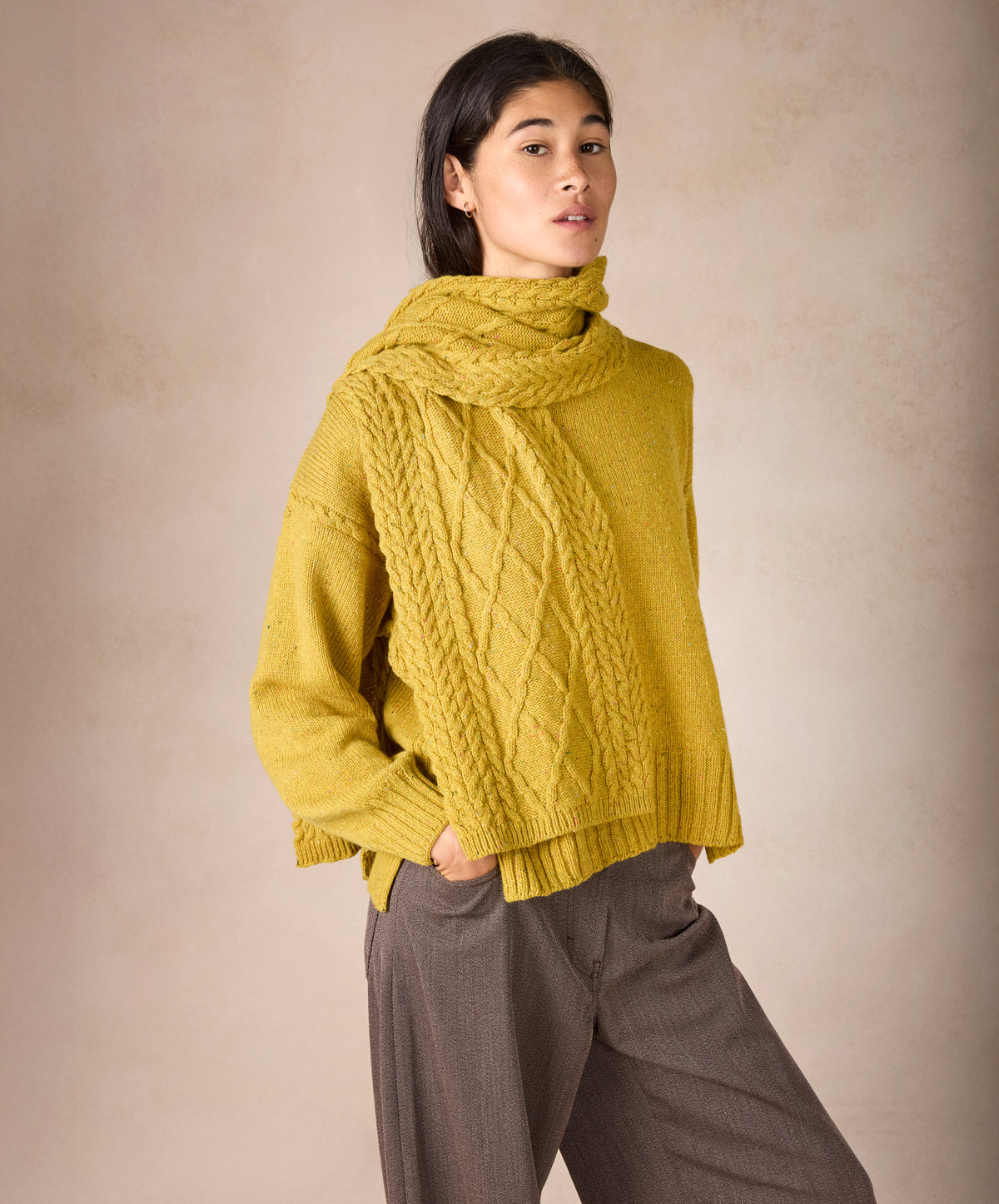 IrelandsEye Knitwear The 'Sonny' Horseshoe Scarf Lichen