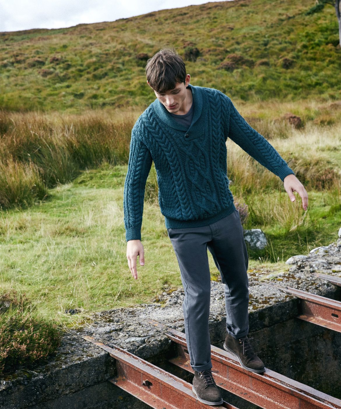 IrelandsEye Knitwear Men's Men's Dair Aran Shawl Collar Sweater Evergreen